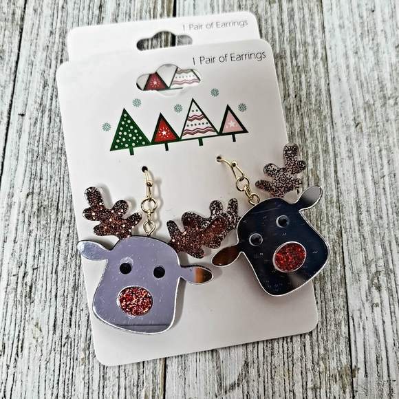 Reindeer Holiday Earrings - Picture 8 of 8